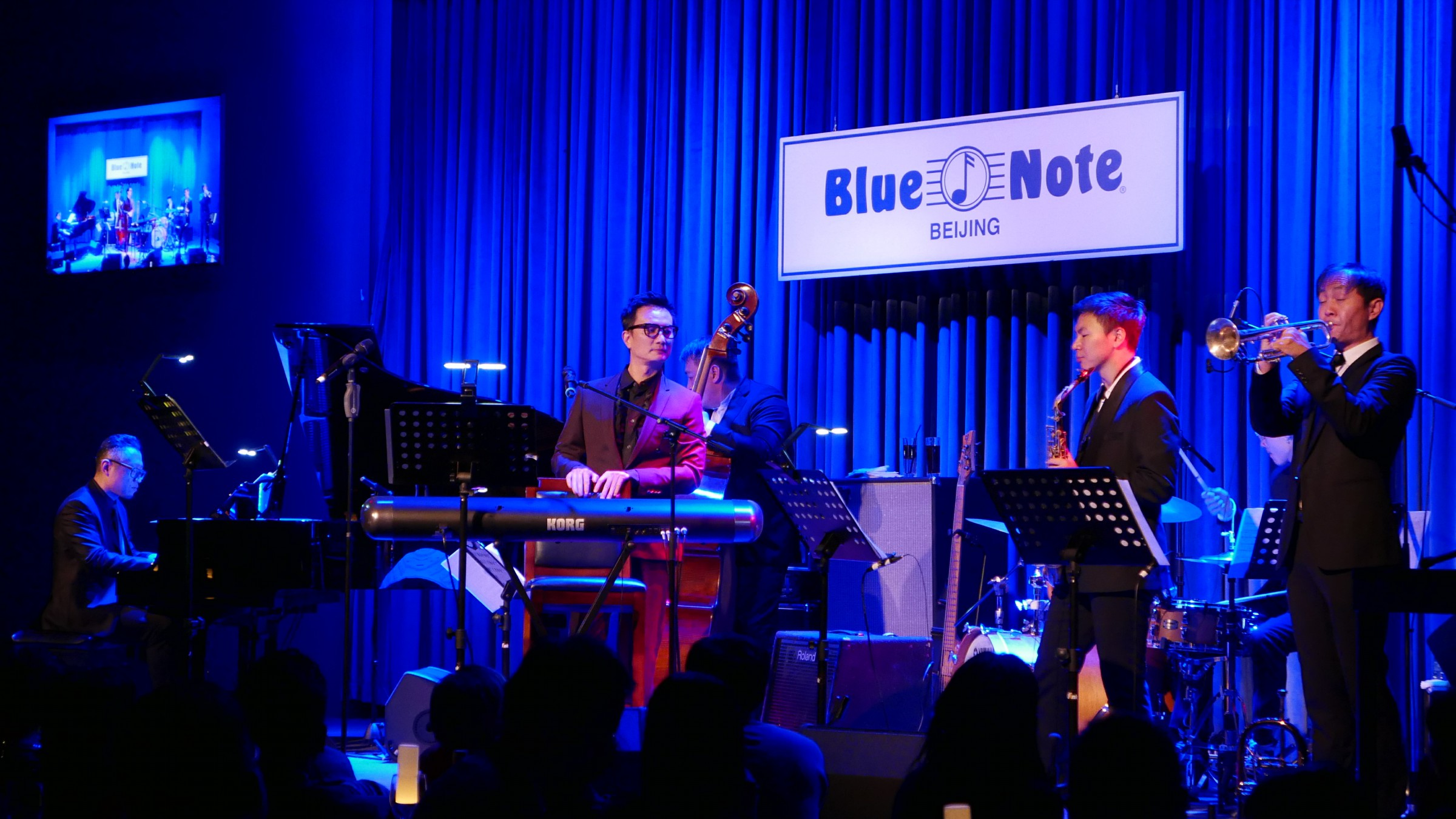 李泉 Live at Blue Note Beijing：一场名叫腌笃鲜的爵士盛宴 | 大事 - 街声 - StreetVoice | 原创 ...